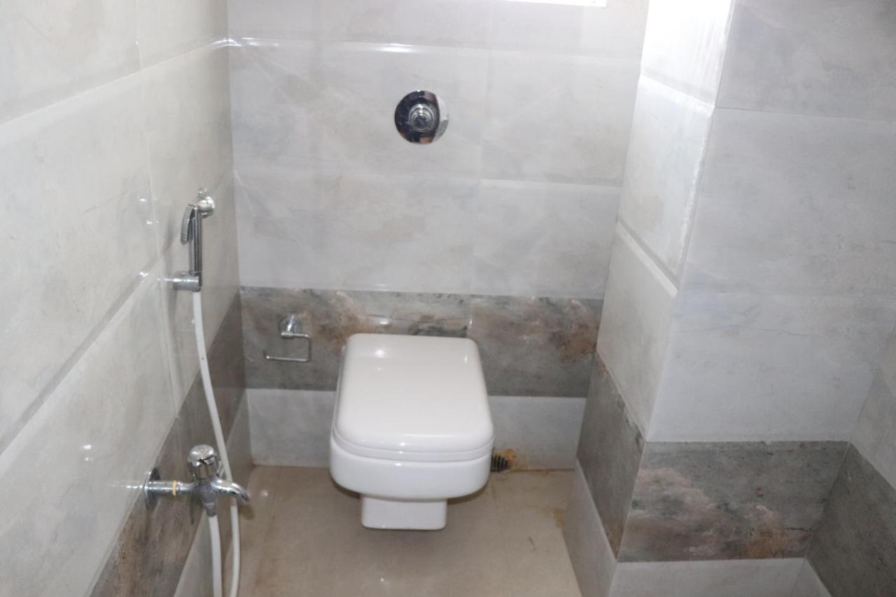 Hotel Angina Колката Екстериор снимка