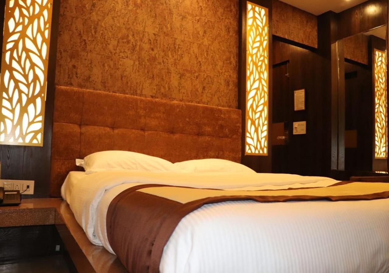 Hotel Angina Колката Екстериор снимка