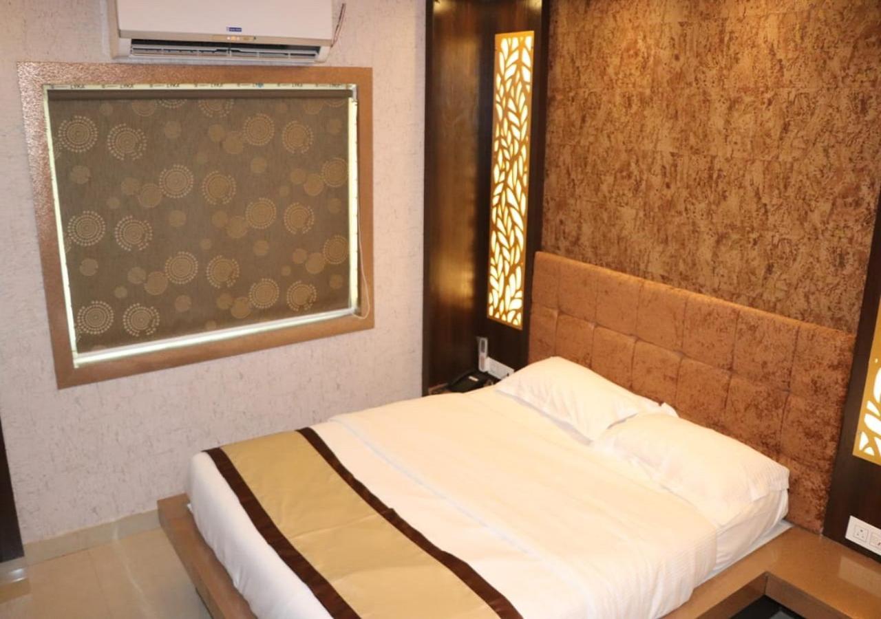 Hotel Angina Колката Екстериор снимка