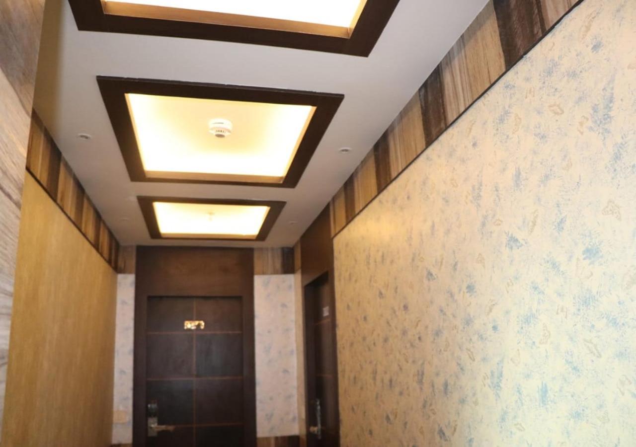Hotel Angina Колката Екстериор снимка