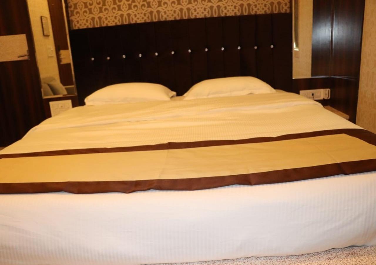 Hotel Angina Колката Екстериор снимка