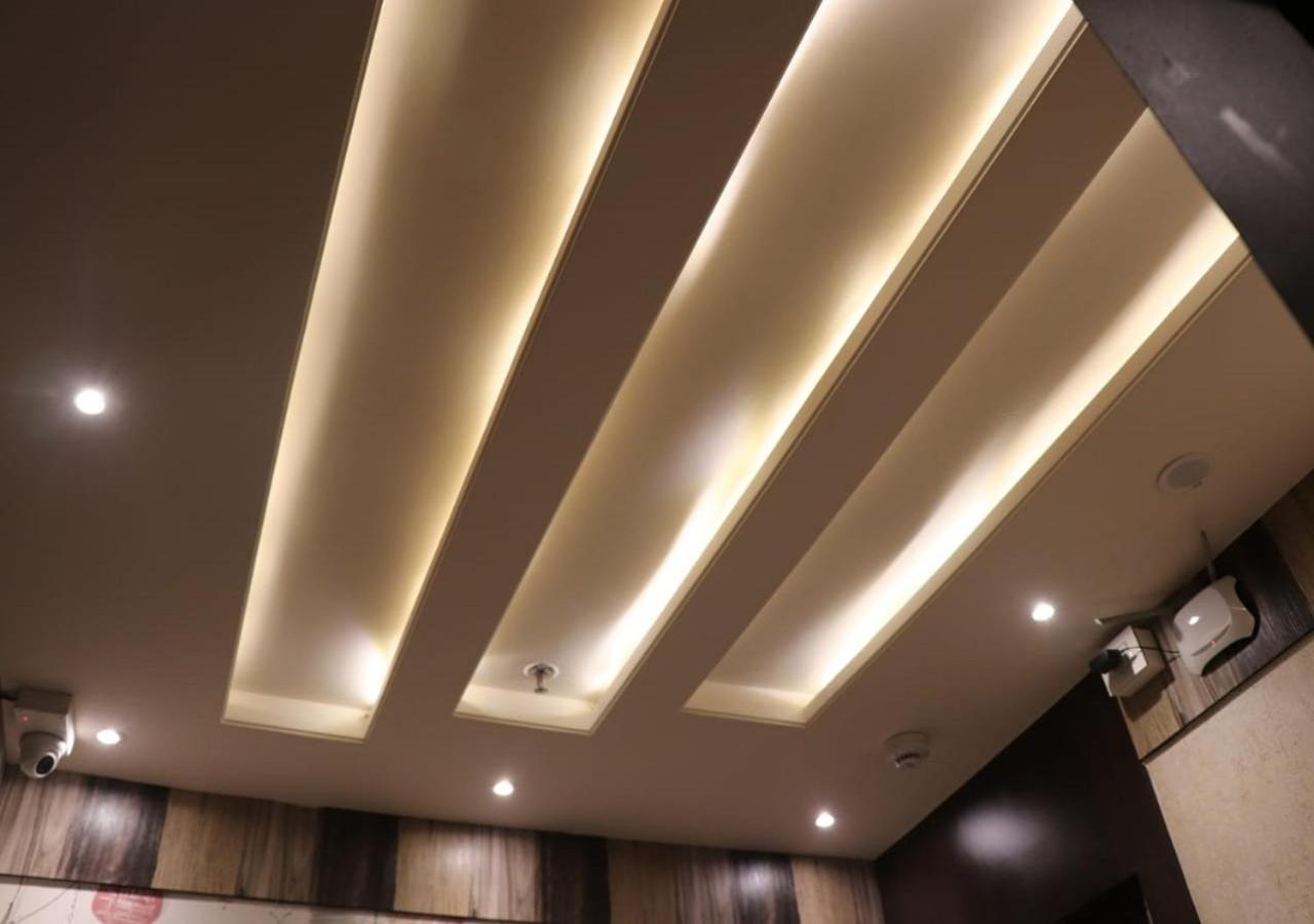 Hotel Angina Колката Екстериор снимка